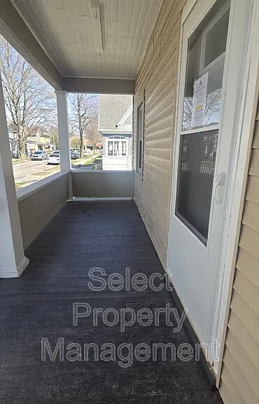 1235 Huestis Ave #B — Photo 3