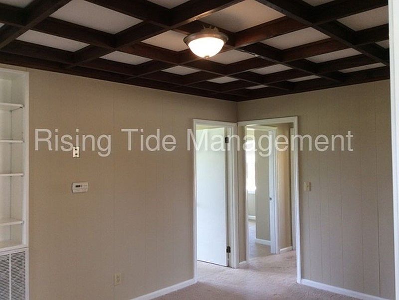 2nd image of 1133 10th Way
