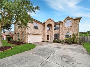 549 Cedar Fork Dr, League City, TX 77573