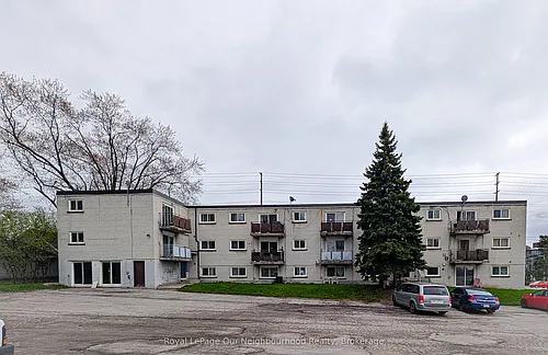 108 Victoria St W Photo 1
