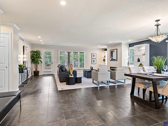 5th image of 2601 Bishop Ln Unit 15