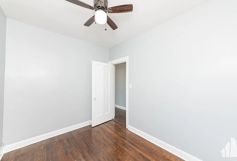2 bed, 1.0 bath, 850 sqft, $2,445 — Photo 3
