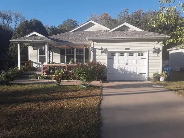 3105 W B St, Joplin, MO 64801