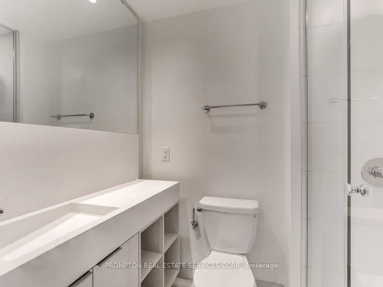 20 Richardson St #1707 — Photo 18