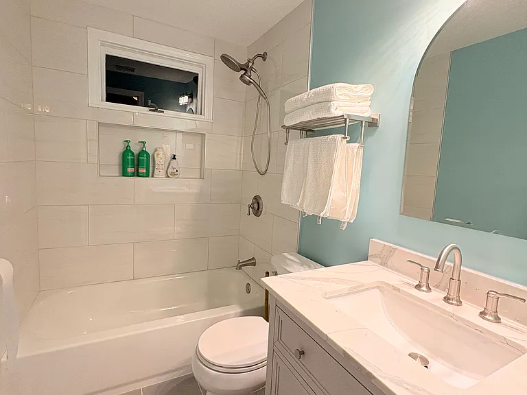480 Forest Rd — Photo 11