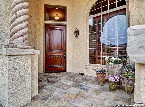 3rd image of 1153 Legacy Dr