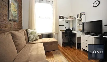 Rented by Bond New York