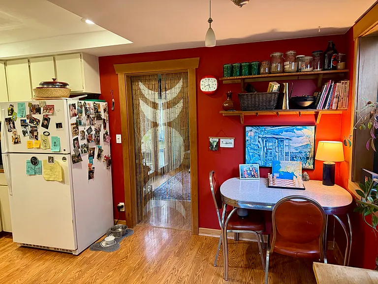Bowman Ave NW — Photo 4