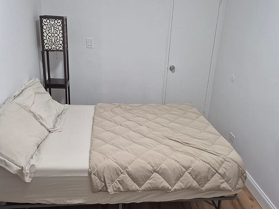 Bedroom, night