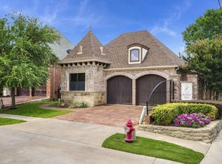 4033 Westmont Ct, Bedford, TX 76021