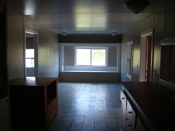 5th image of 8010 Davenport Ln