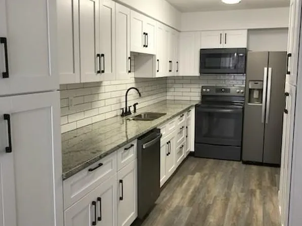 15887 Griffon Path, Apple Valley, MN 55124