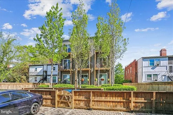 1340 Nicholson St NW #2 — Photo 27