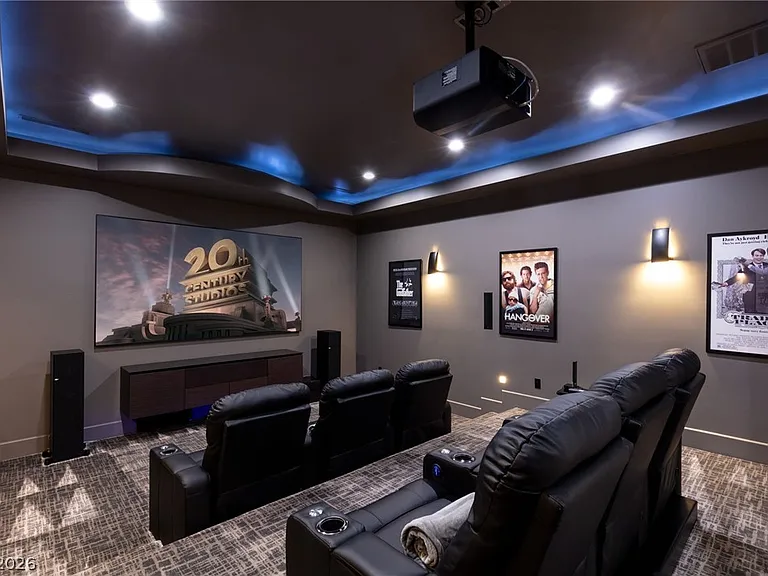 2 Castle Oaks Ct — Photo 39