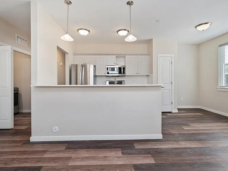 The Summit Apartments — Photo 86