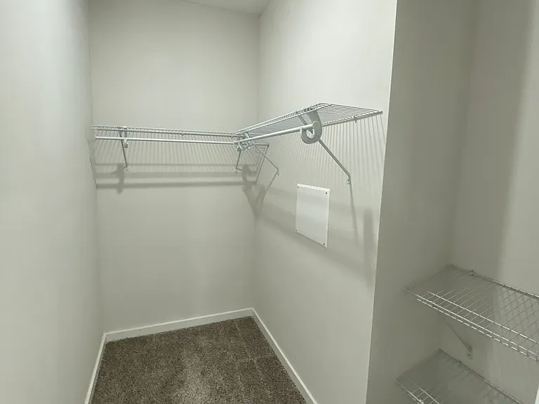658 Chestnut St — Photo 12