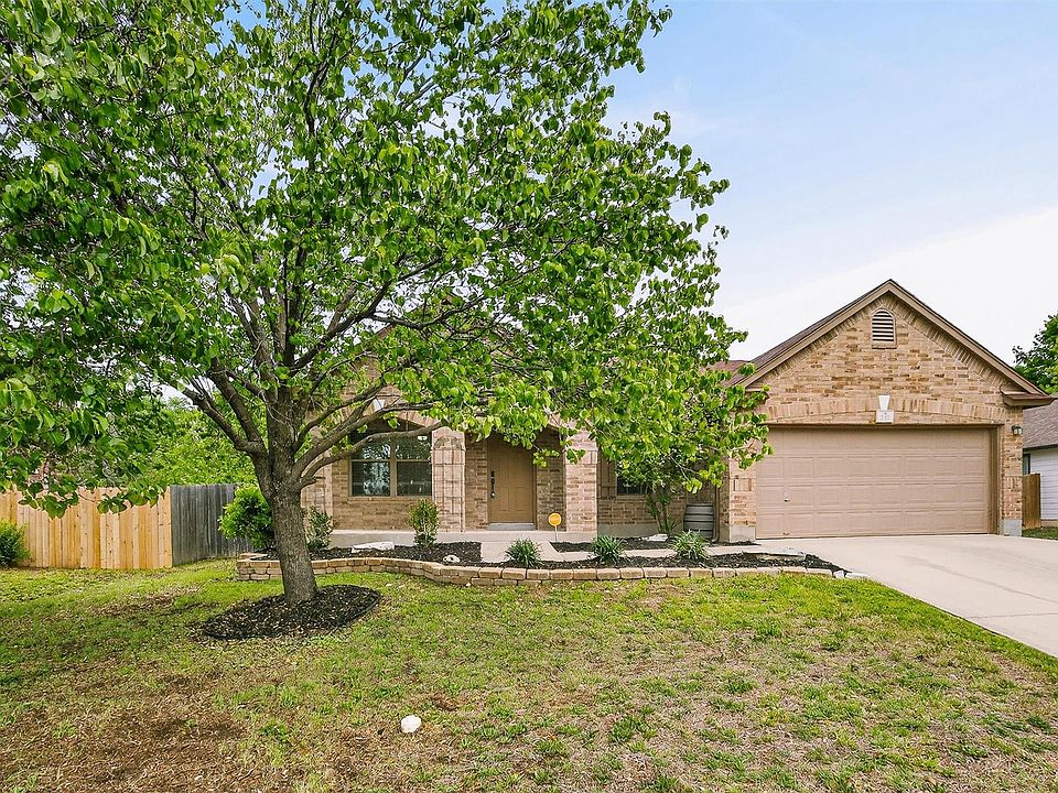 1st image of 242 Wildwood Dr