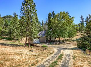 2561 Eastside Rd, Jacksonville, OR 97530