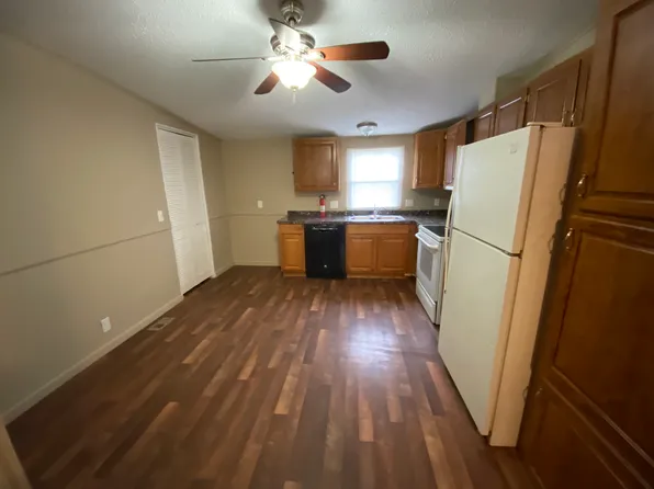 5094 Academy Dr #A020, Canton, MI 48188