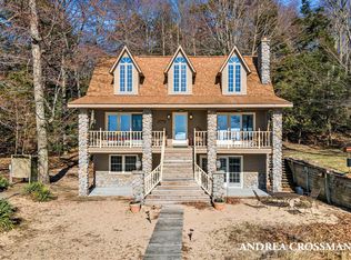 378 S Shady Glen Rd, Shelby, MI 49455