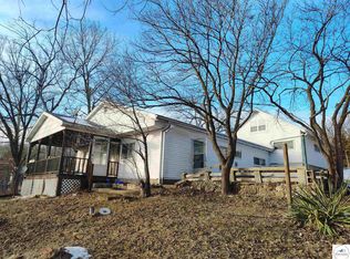 21266 River View Rd, Warsaw, MO 65355