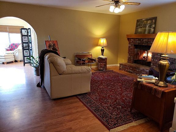 5th image of 1316 W Cherry Ave