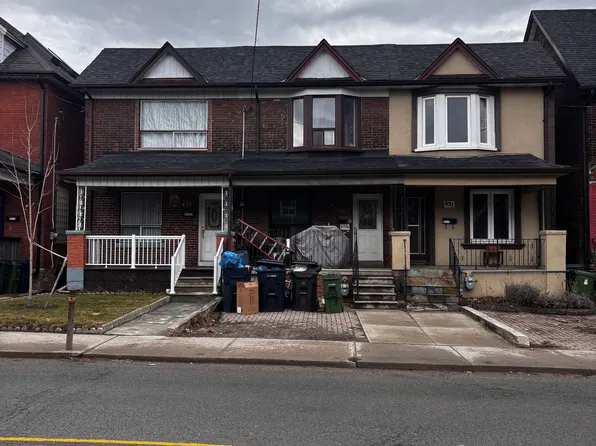 433 Symington Ave #Basement, Toronto, ON M6N 2W4