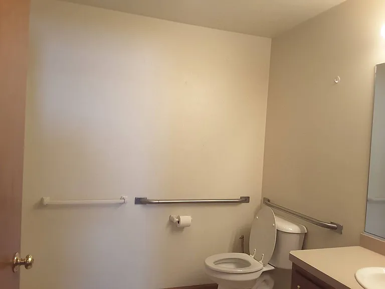 216 Stonewall Ct — Photo 46