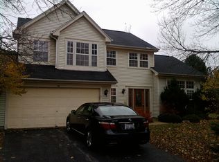 158 Wildberry Ct, Aurora, IL