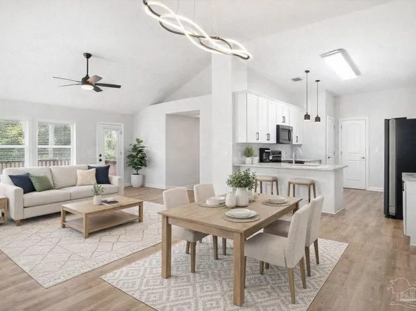 5327 Overbrook Dr, Milton, FL 32570