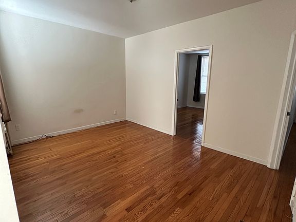 5th image of 31-57 Steinway St #3F