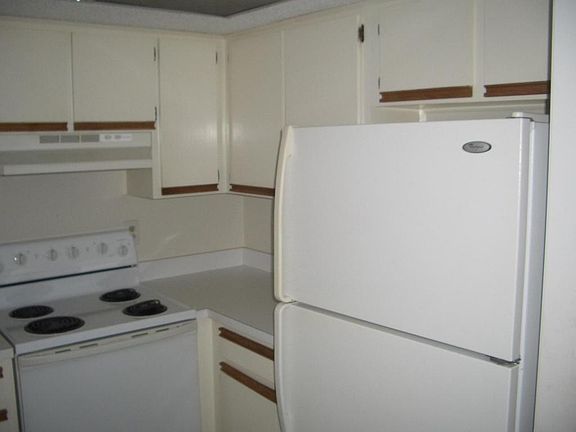 3rd image of 1508 SE Royal Green Cir #104