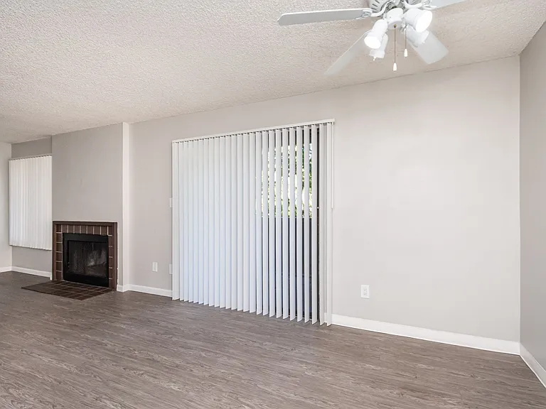 Fulton Woods — Photo 120