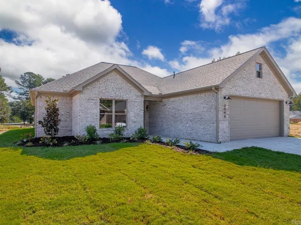 3946 Spencer Crossing Dr, Benton, AR 72019