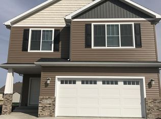1271 5th St NW, West Fargo, ND 58078