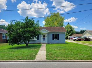 315 1st St, Bridgeport, WV 26330
