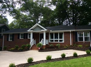 317 Meyers Dr, Greenville, SC 29605