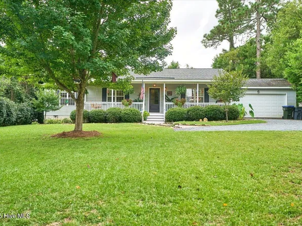 80 Midlothian Drive, Southern Pines, NC 28387