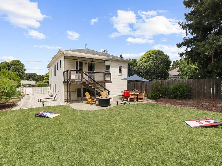 1164 Raymond Ave #A — Photo 3