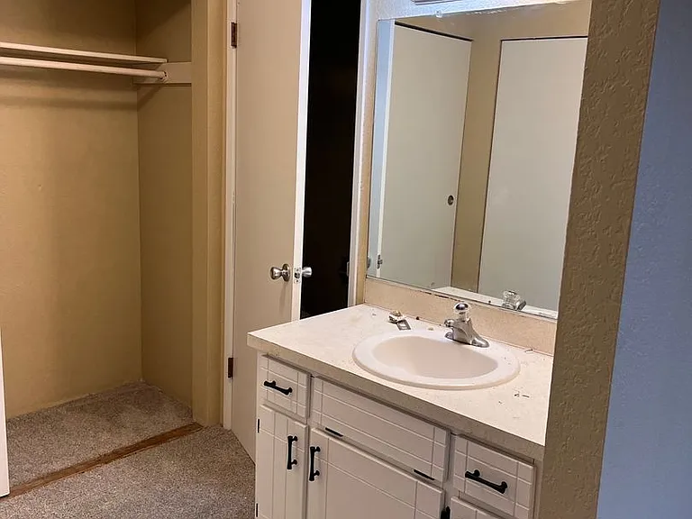 9925 Everett (Wildwood) — Photo 28