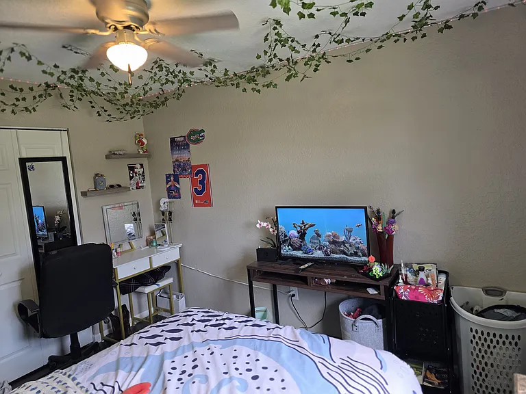 3263 Geneva St — Photo 10