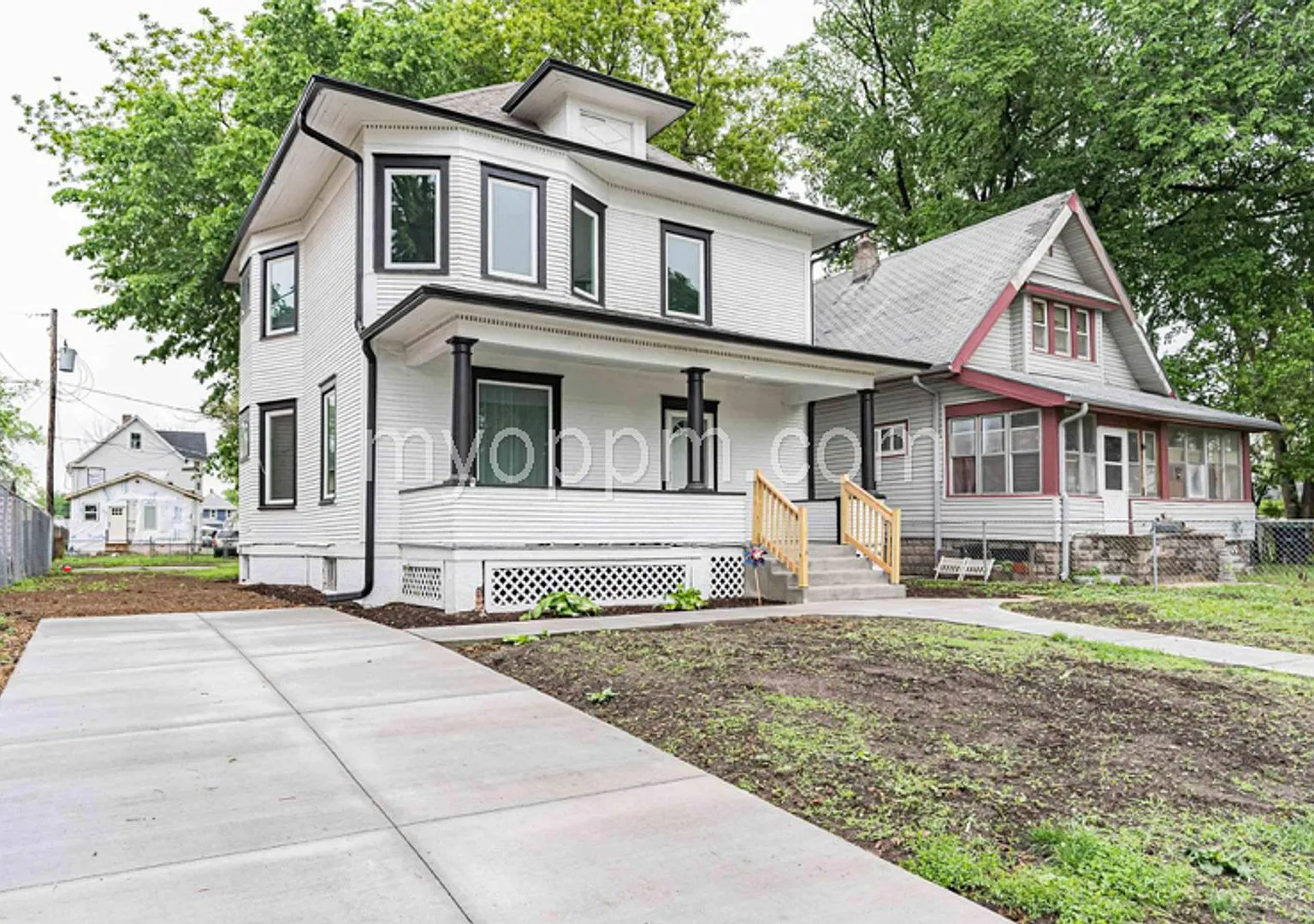 Completely Remodeled 4 Bedroom House — Photo 2