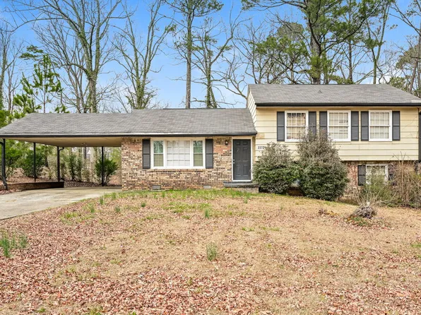 2372 Rolling Rock Dr, Conley, GA 30288