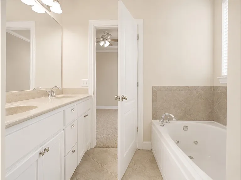 117 Chardonnay Ln — Photo 11