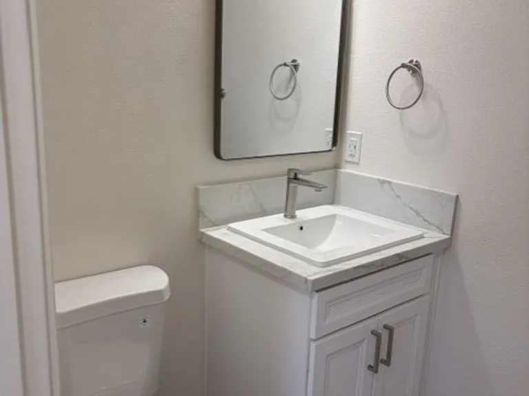 Orange Glen — Photo 20