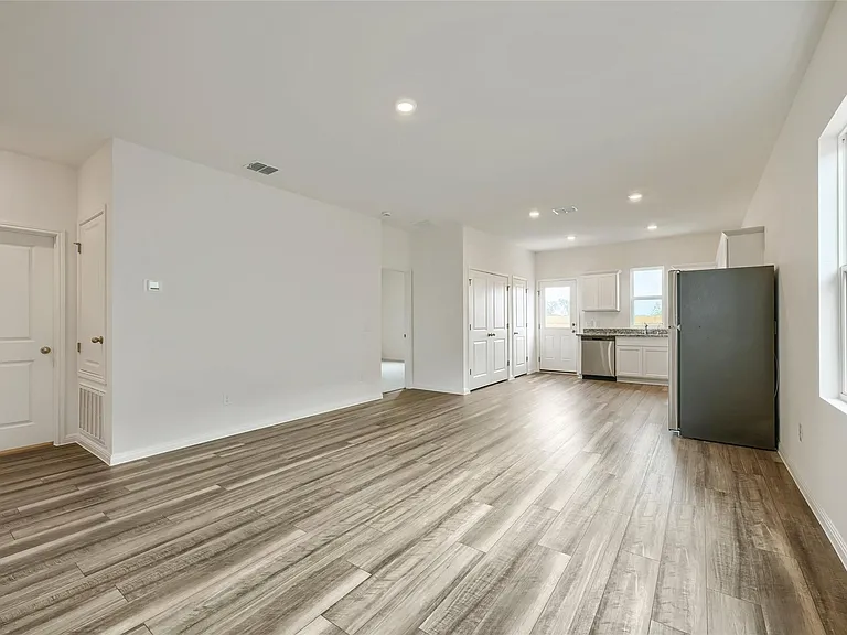 5345 Calluna Dr — Photo 10