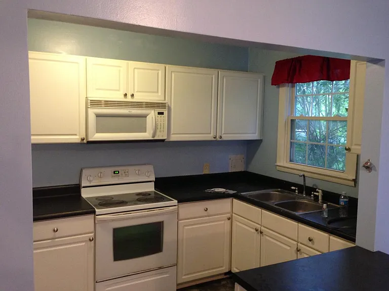 335 Virginia St — Photo 7