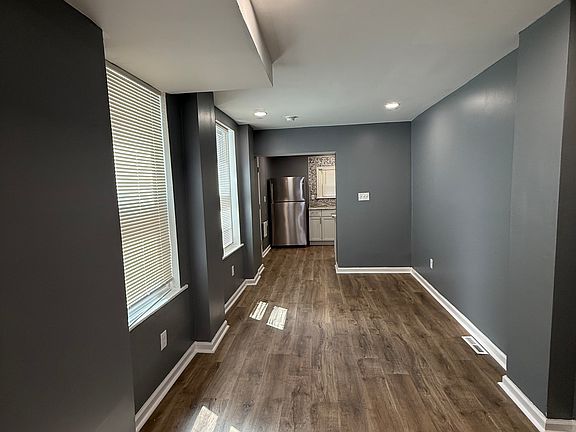 2nd image of 1019 Bennett St