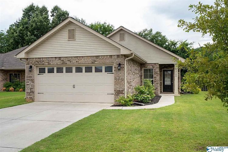 1st image of 3100 Magnolia Leaf Cir SE