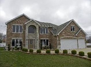 356 Jennifer Ln, Roselle, IL
